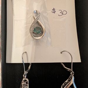 Elegant Silver and Green Jewelry Set